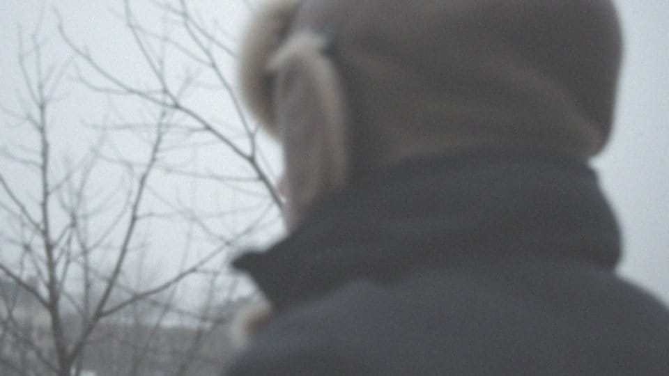 Czy unikać wychodzenia w wietrzną pogodę przy zapaleniu ucha?