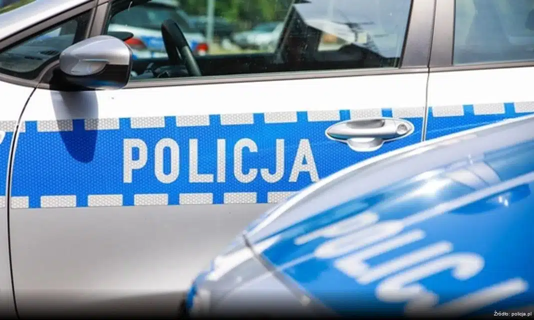 Policjantki w Mielcu prowadzą edukację o bezpieczeństwie w internecie